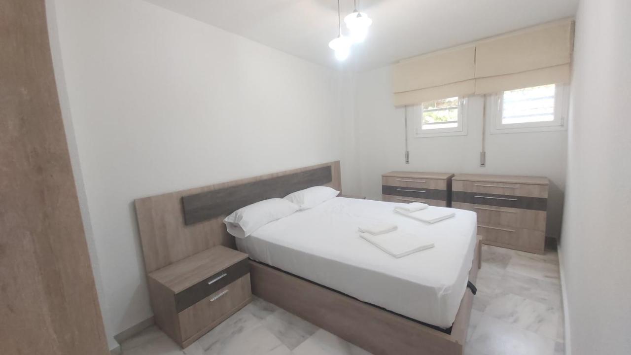 Del Parque Flats Meseta Swimmingpool Διαμέρισμα Τορρεμολίνος Εξωτερικό φωτογραφία